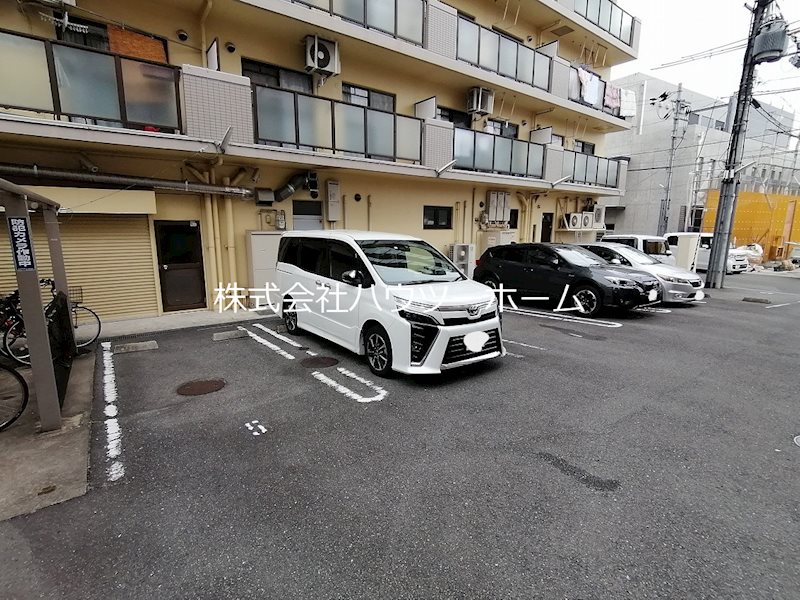 アメニティ7 駐車場