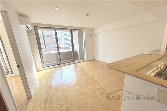 パークアクシス金山WEST リビング