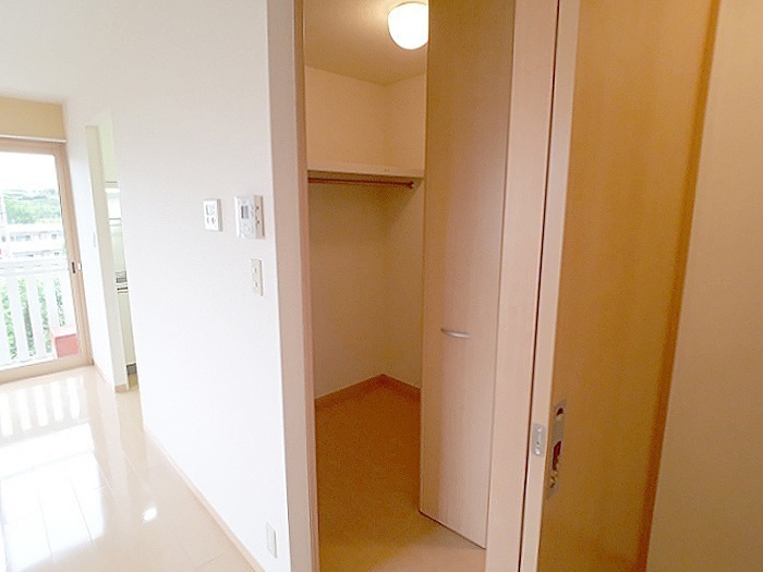 グランドソレーユ　Ａ棟 収納