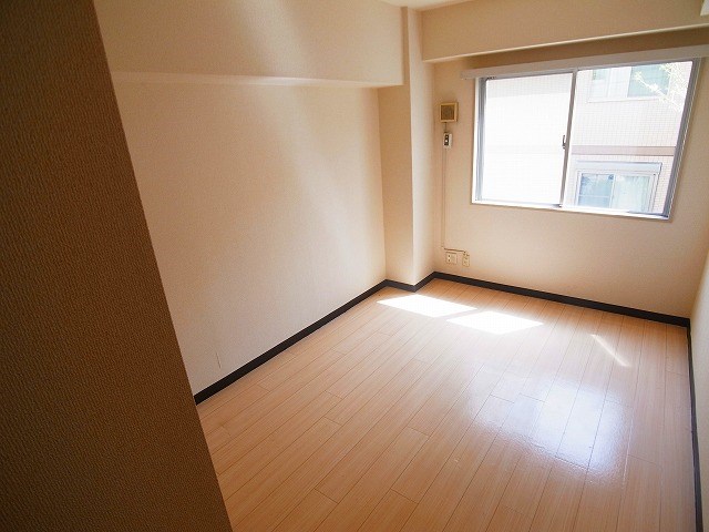 ヒルサイドコート松戸 ベッドルーム