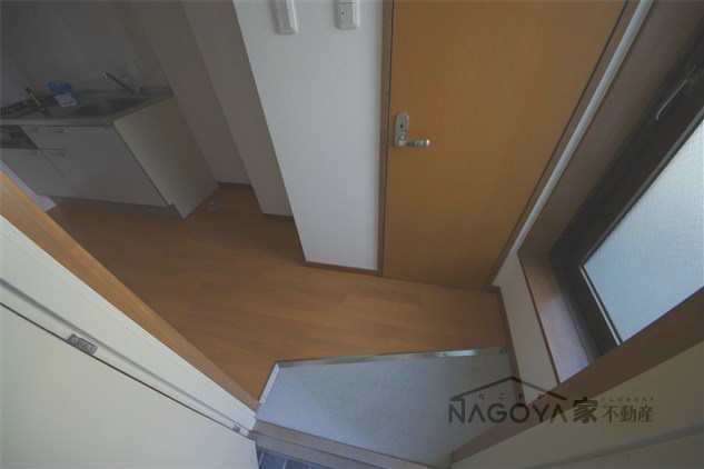 内山プラザビル 玄関