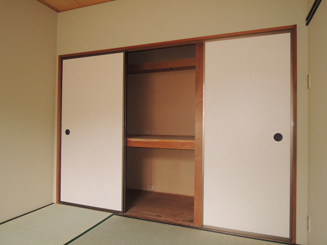 グレースハイツ 収納