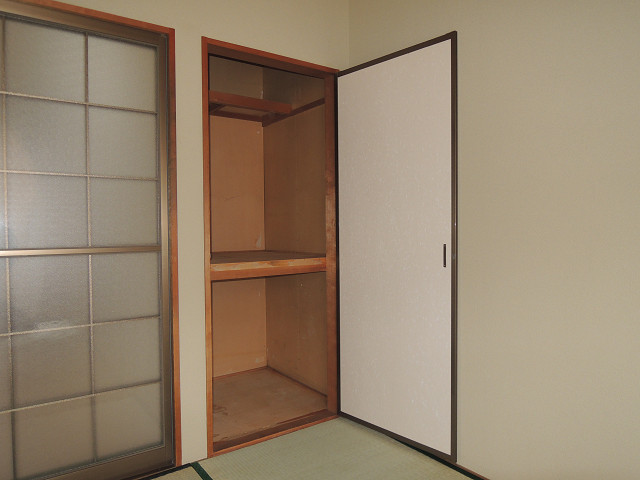 グレースハイツ 収納