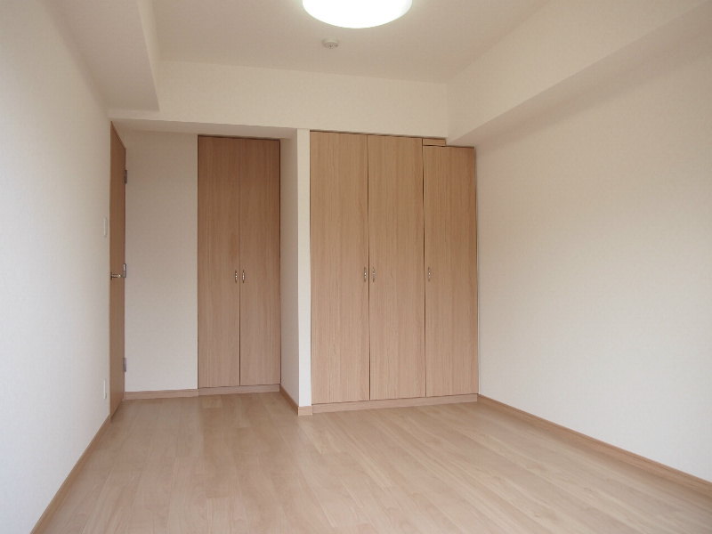 ルーブル中野本町 ベッドルーム