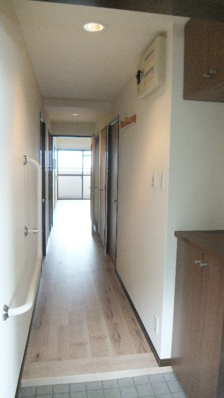 アーベイン成城 玄関