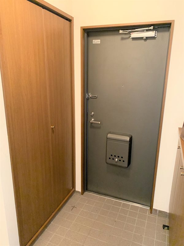静鉄宮下町マンション 玄関
