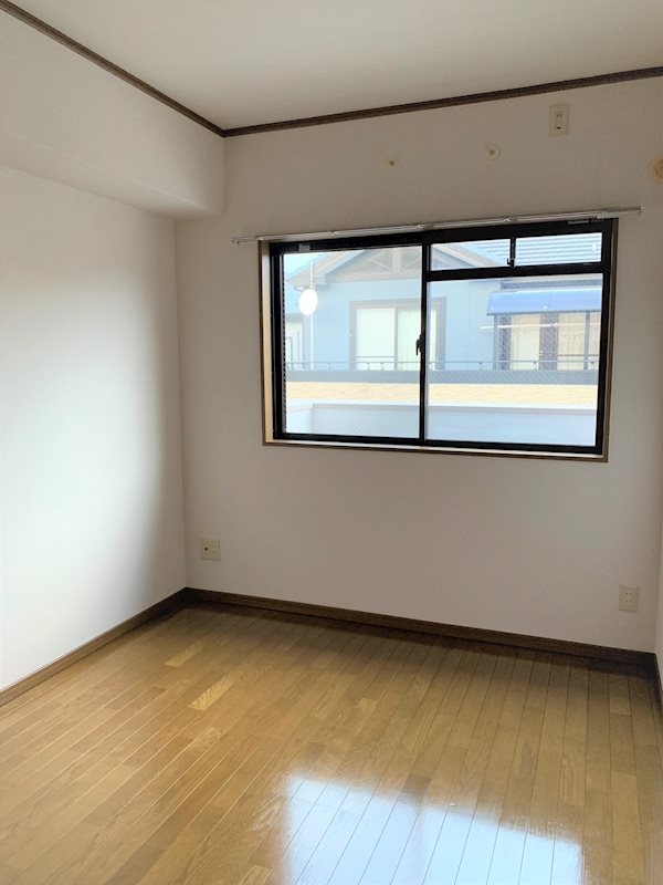 静鉄宮下町マンション ベッドルーム