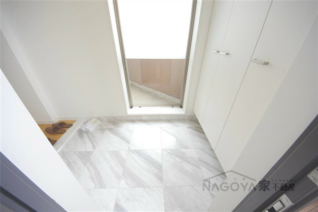 エスティメゾン東白壁 玄関