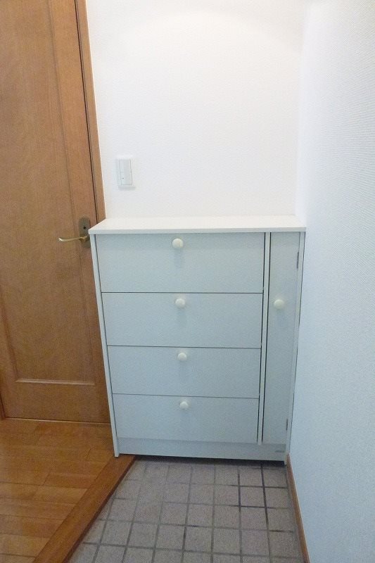 シャトル・坂上 玄関