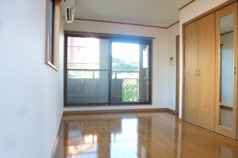 シャトル・坂上 その他7