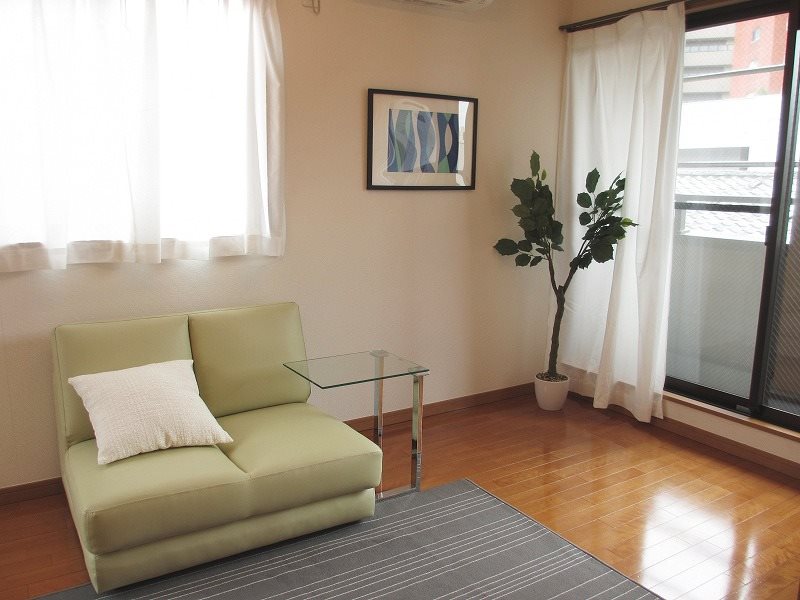 シャトル・坂上 リビング