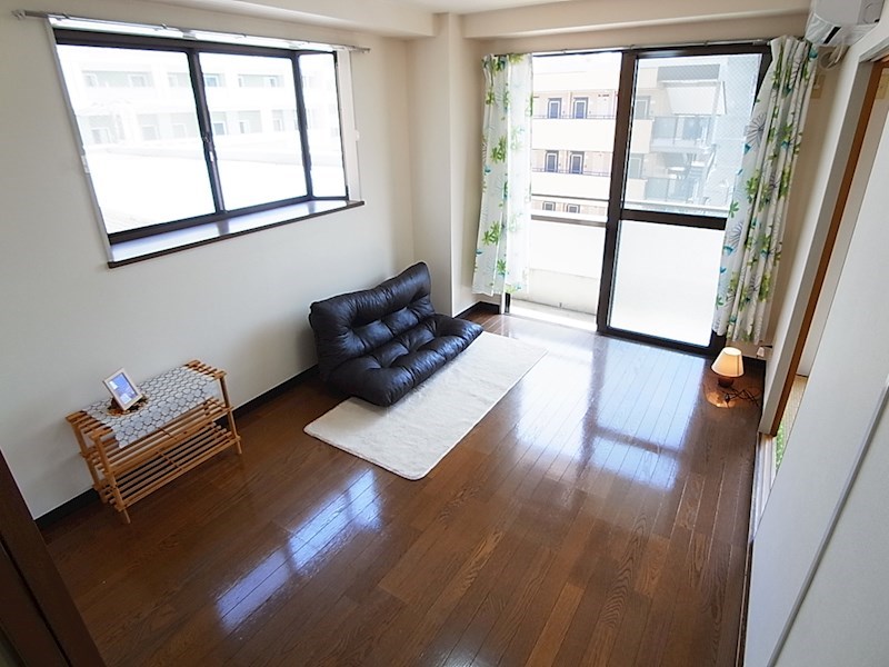 ラフィーヌ・池田５番館 ベッドルーム