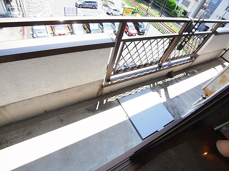 ラフィーヌ・池田５番館 ベランダ