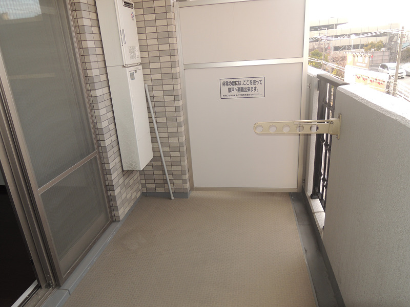 エスリード八尾北本町 ベランダ