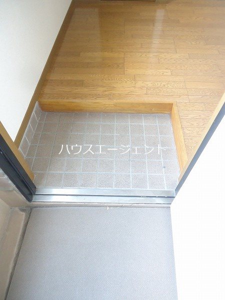 サンライズ葛西 玄関