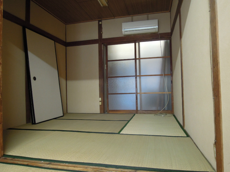 オレンジハウス ベッドルーム