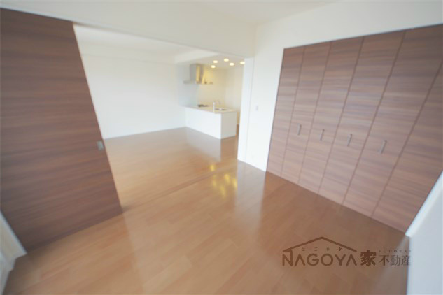 アデグランツ大須 ベッドルーム