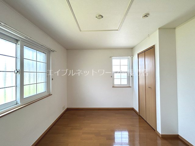 Ｓ．Ｒ－Ｅ・２ ベッドルーム