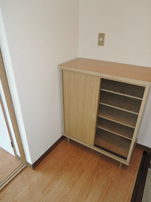 第三白石ビル 収納