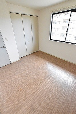 プラティークアヴェニュー　Ｂ棟 ベッドルーム