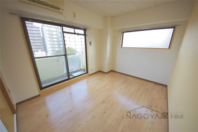 ドール丸の内 ベッドルーム