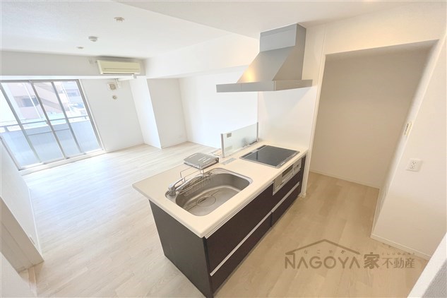 アーデン泉プレミア キッチン