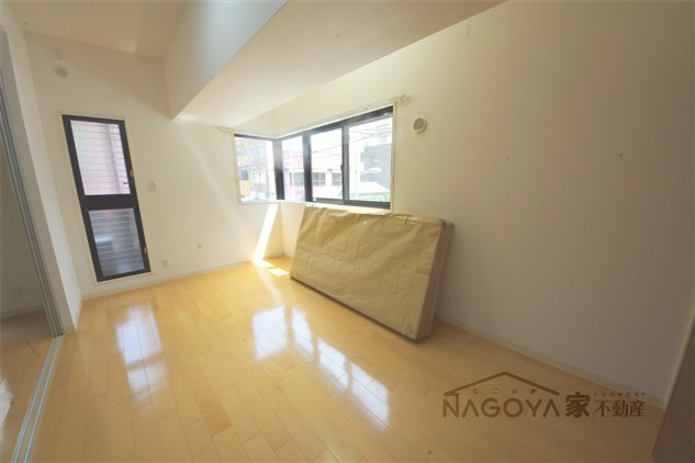 スタジオスクエア泉 ベッドルーム