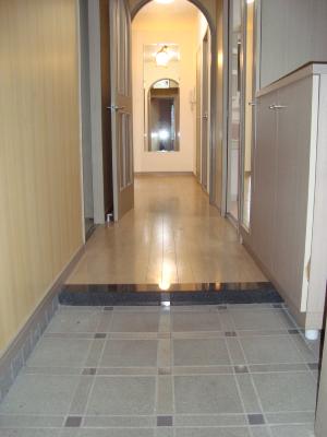 レリディアンスビューマ 玄関