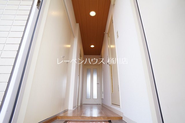 ニューサンライズ 玄関