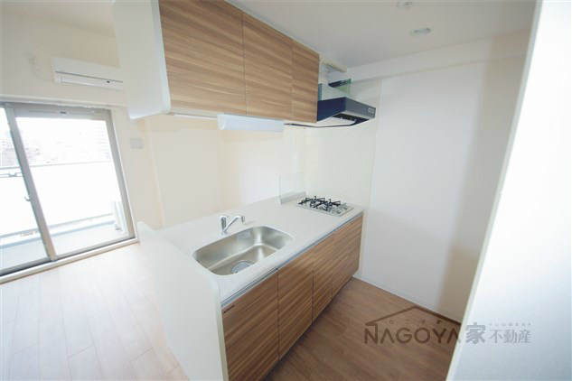 プレサンス鶴舞公園ウィズ キッチン