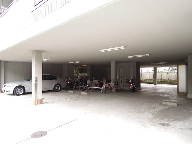 ピアパーク佐堂2 駐車場