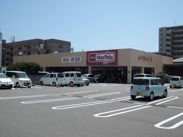 津島町戸建 スーパー