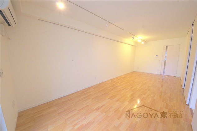 プライムメゾン東桜 リビング