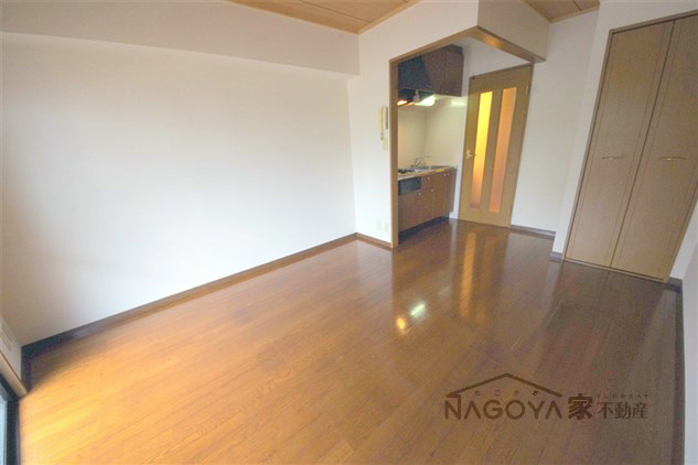 葵ビル ベッドルーム