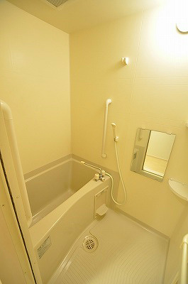 ガーディアンズパレス小倉  風呂画像