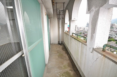 大里中町ハイツ ベランダ