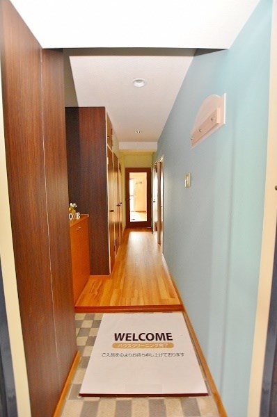 メゾンピザピノ 玄関