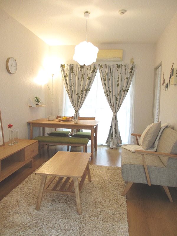 西山花園 リビング