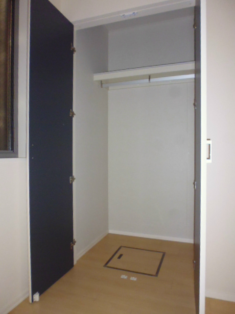 WHITE MAISON SATE その他2