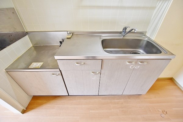 コンフォールⅡ番館 キッチン