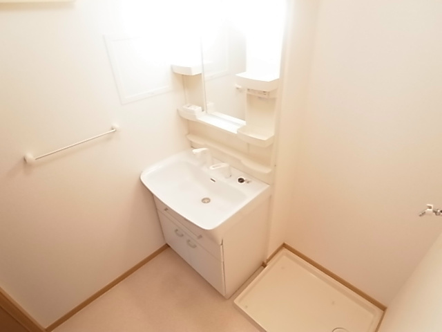 フィオーレ、Y その他2