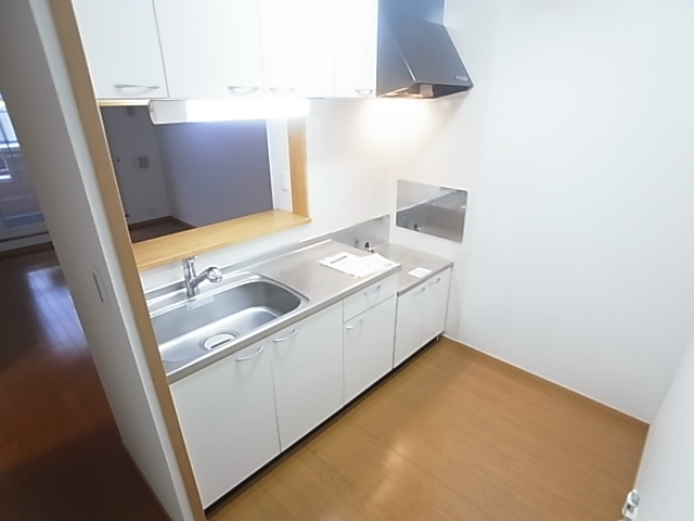 フィオーレ、Y キッチン