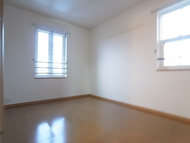 フィオーレ、Y ベッドルーム