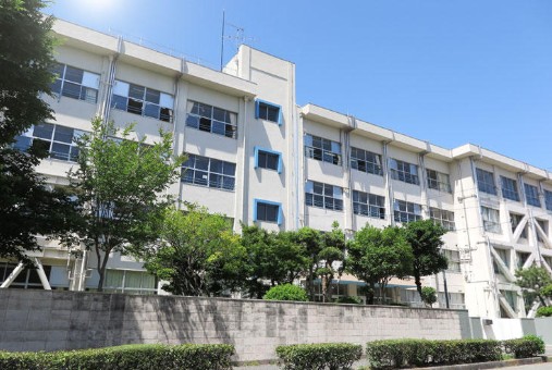 サンライズコーポ 小学校