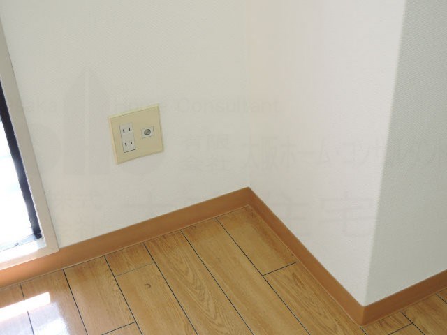 ライオンズマンション八尾第二　　　　分譲貸し リビング