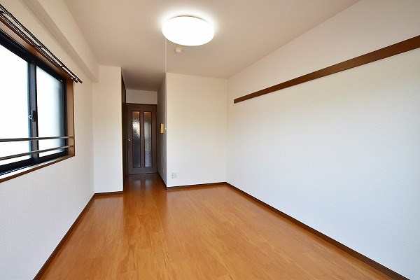 嵐山パレス  リビング