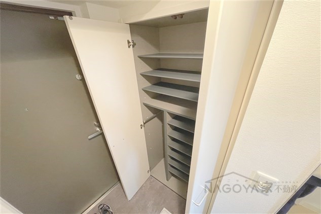 トレフルコート 玄関