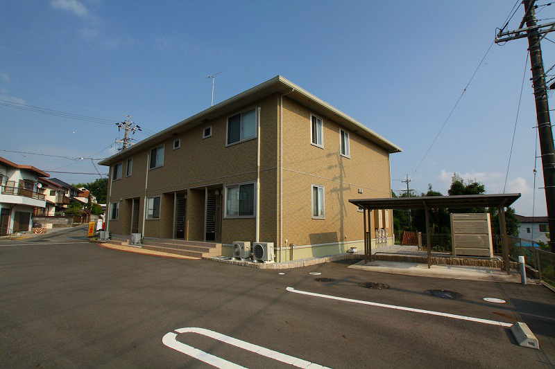 フローラル 駐車場