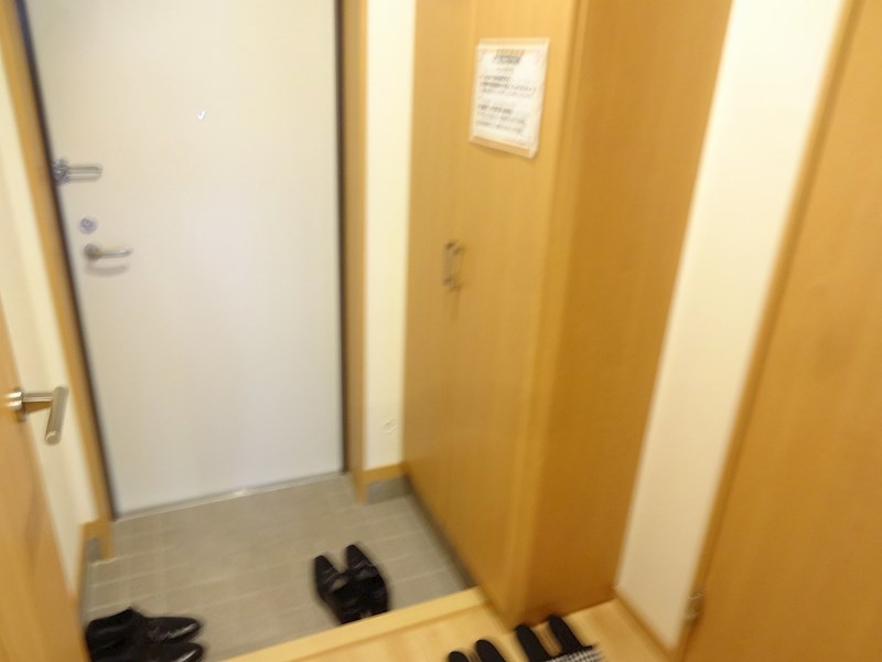 オーク笹部 玄関