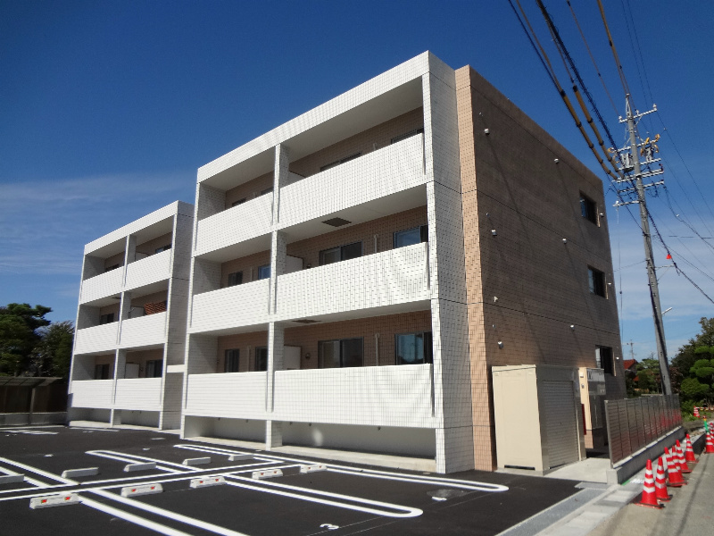 オーク笹部 駐車場